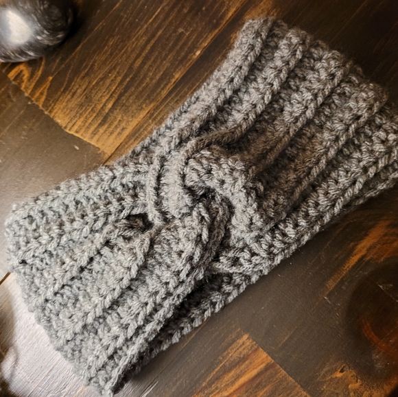 Crochet headband earwarmer - Picture 2 of 2